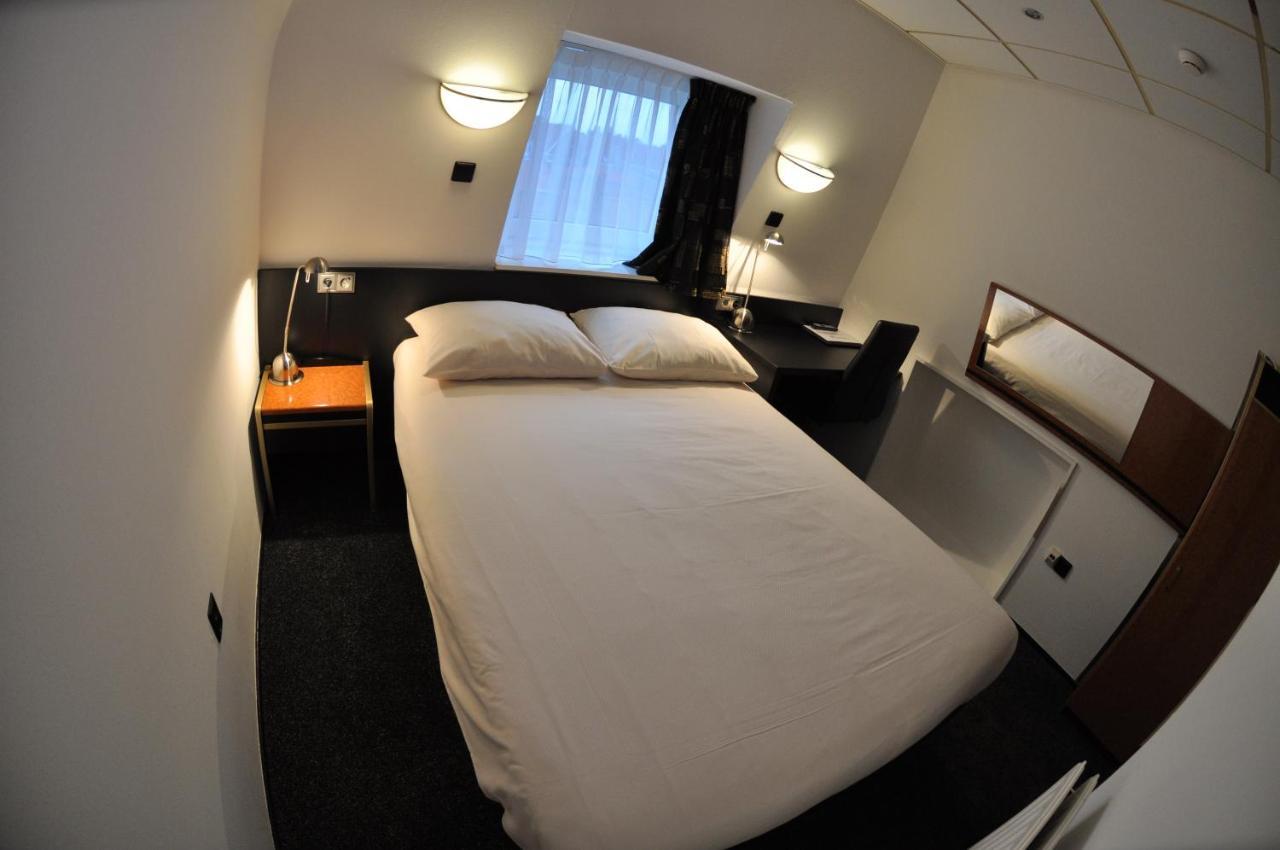 Budget Hotel Le Beau Rivage มิดเดิลบวร์ก ภายนอก รูปภาพ