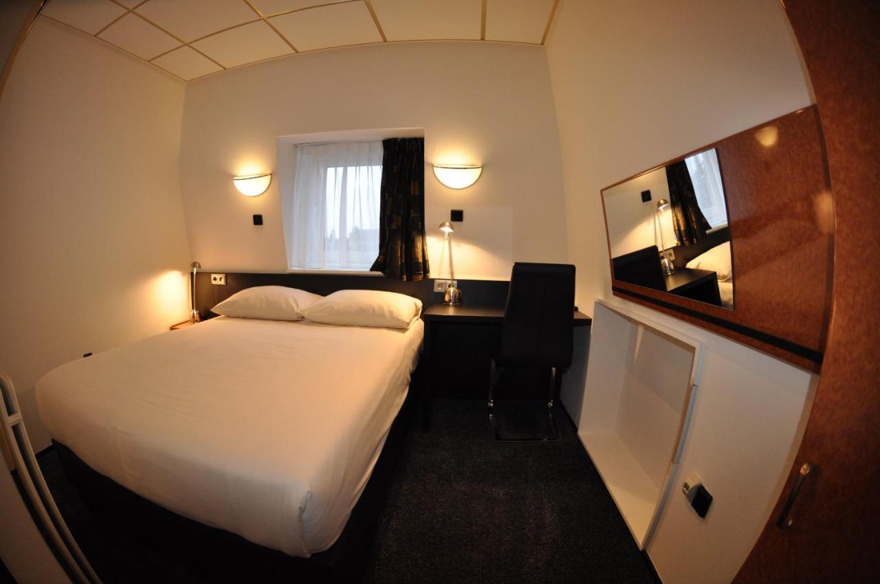Budget Hotel Le Beau Rivage มิดเดิลบวร์ก ภายนอก รูปภาพ
