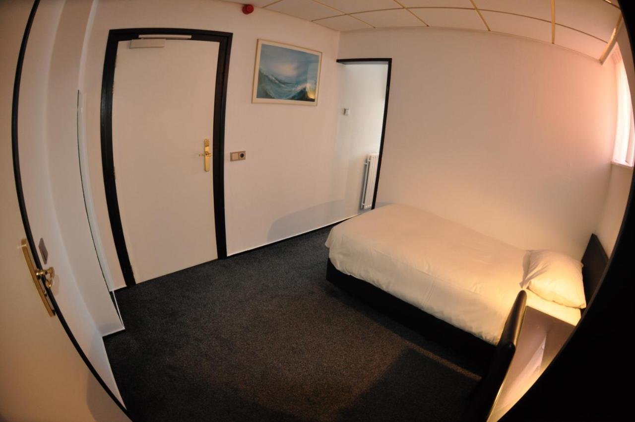 Budget Hotel Le Beau Rivage มิดเดิลบวร์ก ภายนอก รูปภาพ
