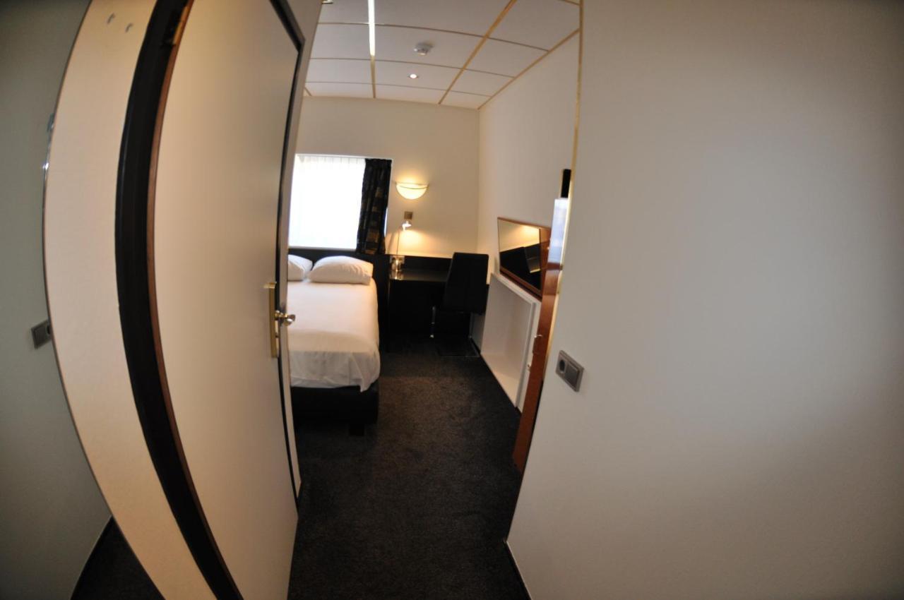 Budget Hotel Le Beau Rivage มิดเดิลบวร์ก ภายนอก รูปภาพ